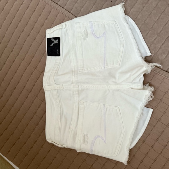 American Eagle Outfitters White Distressed Jean Shorts - Picture 2 of 2